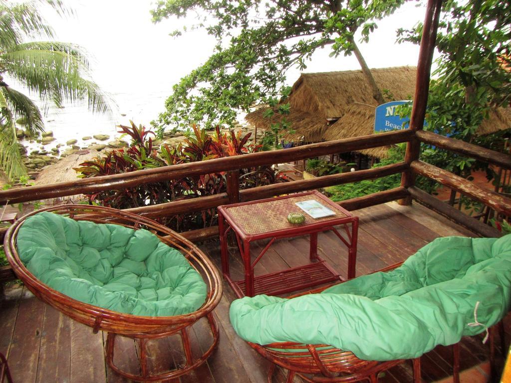 Above Us Only Sky Hotel Sihanoukville Szoba fotó